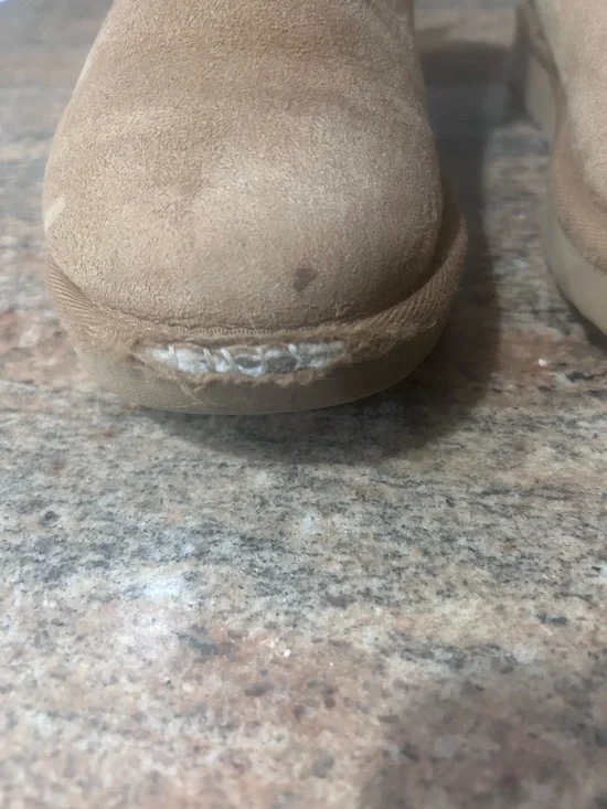 Ugg Classic Ultra Mini - Picture 4 of 9